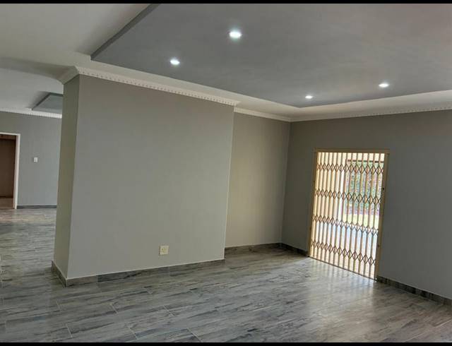 3 BEDROOM PROPERTY TO RENT IN WATERKLOOF